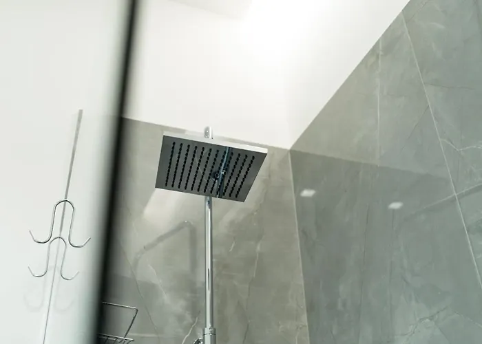 Pane E Pomodoro Bari