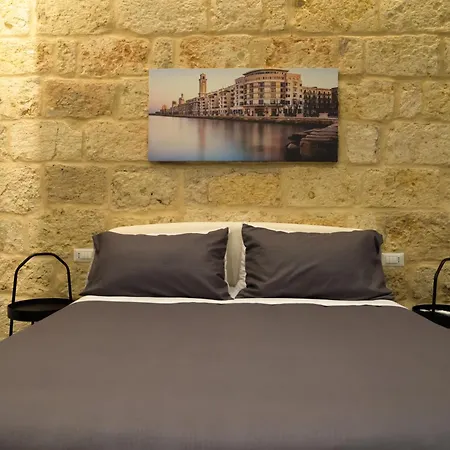 Pane E Pomodoro Bari