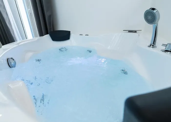 Pane E Pomodoro Bari